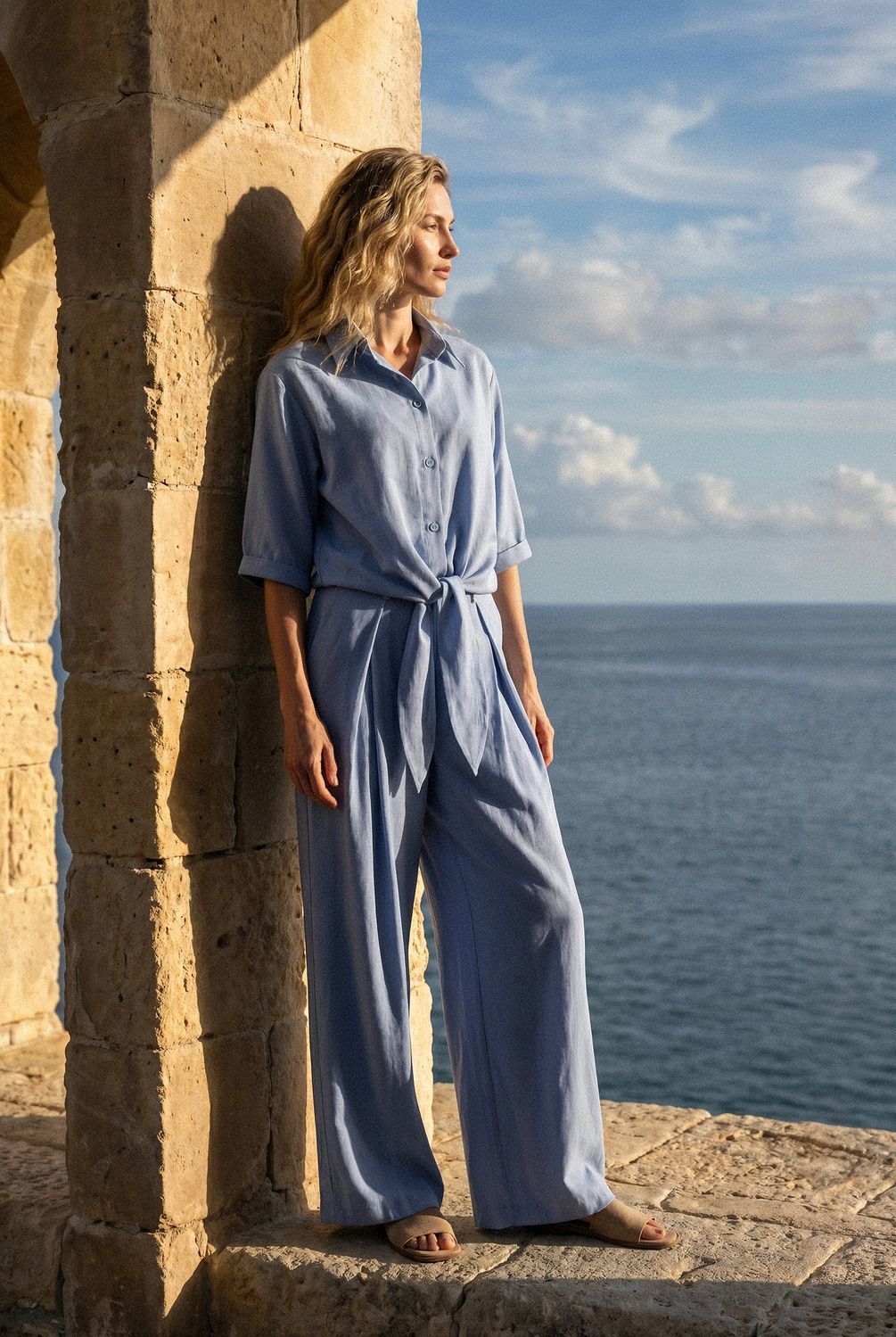 Штани лляні широкі з защипами на резинці 2424.6689 фото